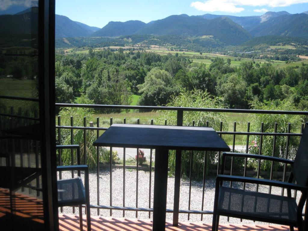 Hotel Fonda Matia Bellver De Cerdanya Pokoj fotografie